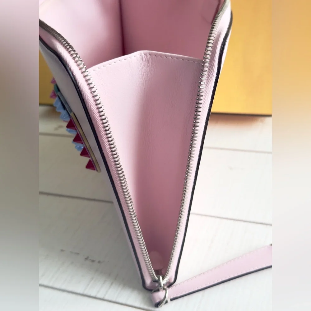 New Fendi Pink Clutch w Tags & Box - Picture 8 of 12